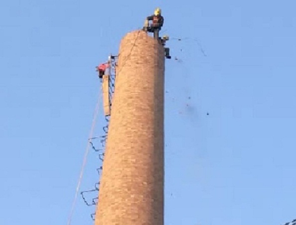 杭州人工拆除煙囪的方法介紹