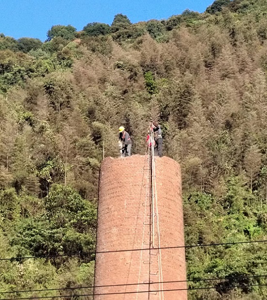 杭州拆除煙囪公司：消除安全隱患，從拆除煙筒開始！