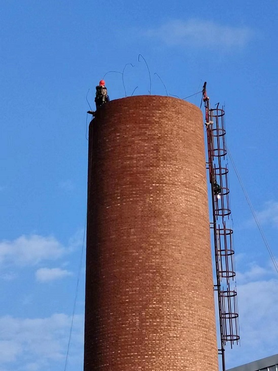 煙囪拆除公司：專業(yè)服務(wù)，為您解決難題