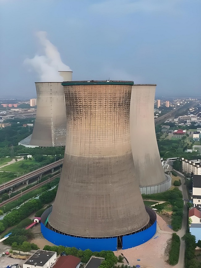 電廠冷卻塔拆除方案：如何安全、高效地實(shí)現(xiàn)拆除？